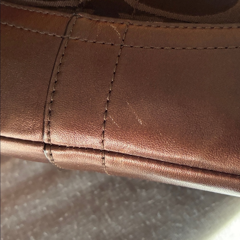 Coach Signature Optic Chain Bag - Picture 11 of 14